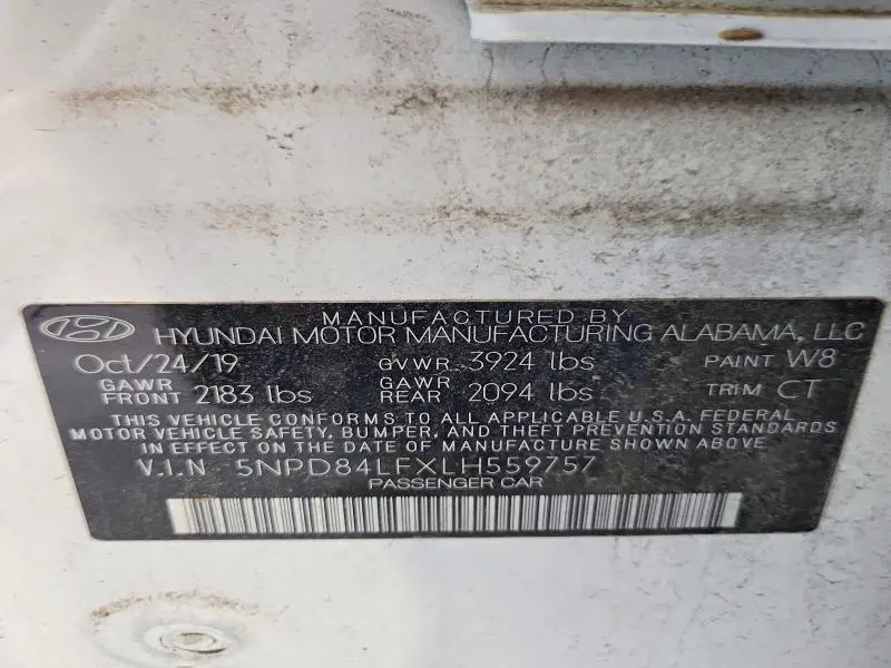 2020 HYUNDAI ELANTRA SEL  