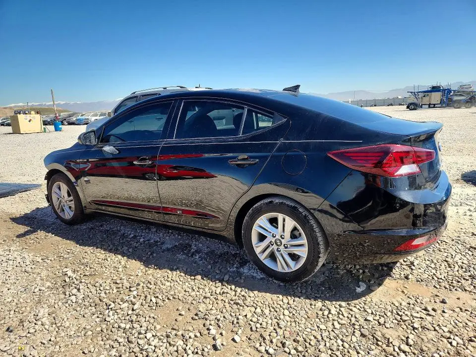 2020 HYUNDAI ELANTRA SEL  