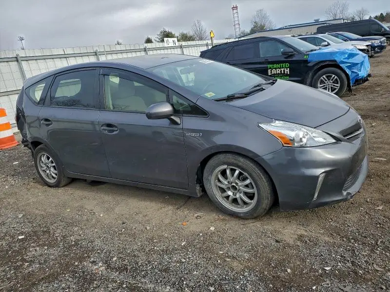 2014 TOYOTA PRIUS V   