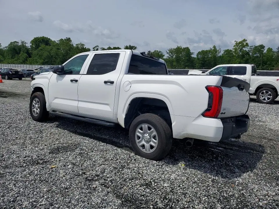 2025 TOYOTA TUNDRA SR  