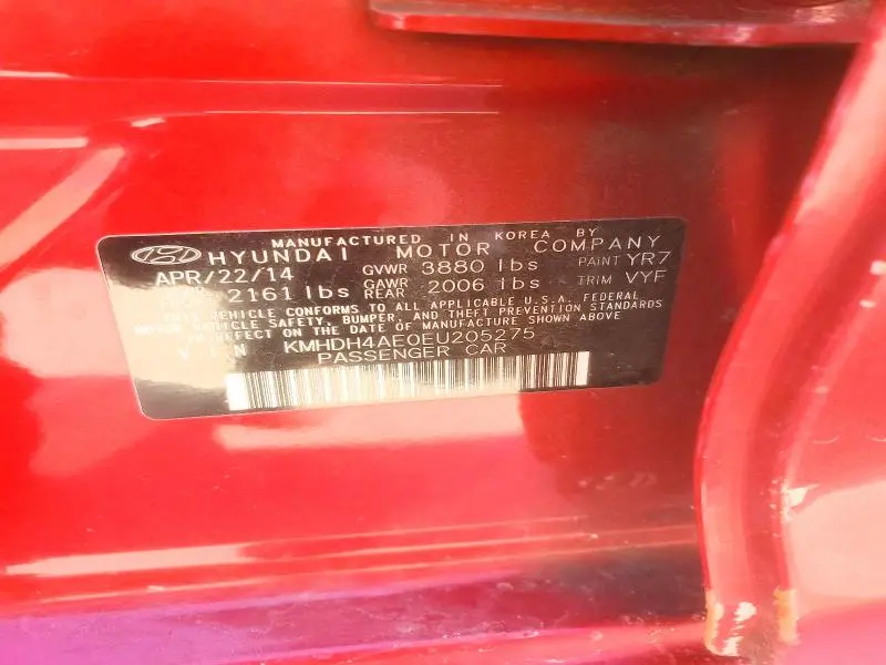 2014 HYUNDAI ELANTRA SE  