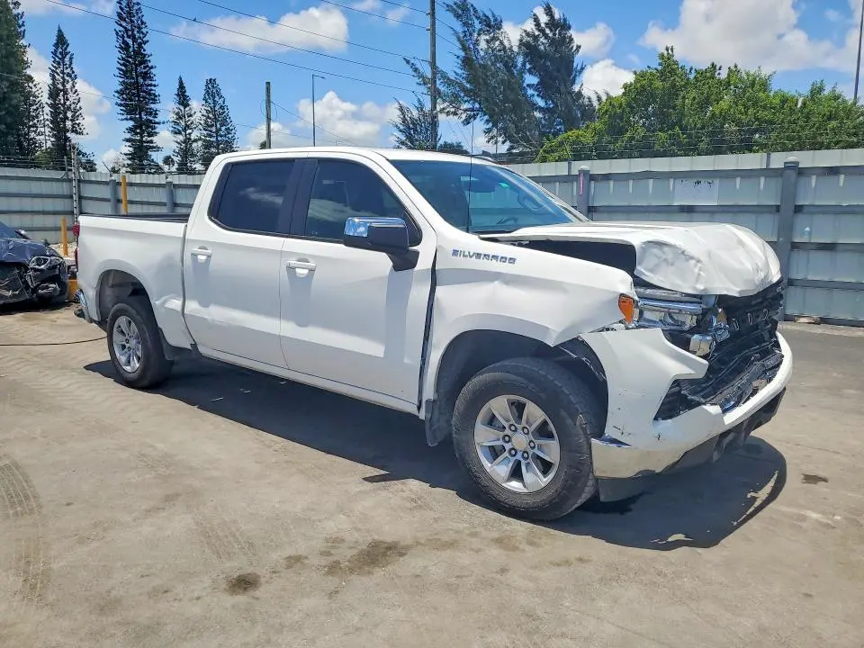 2023 CHEVROLET SILVERADO C1500 LT  