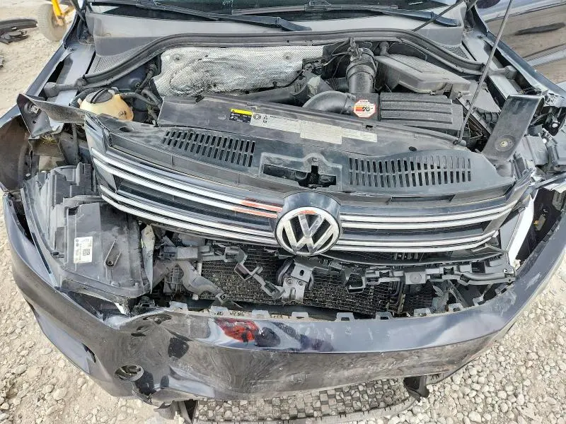 2014 VOLKSWAGEN TIGUAN S  