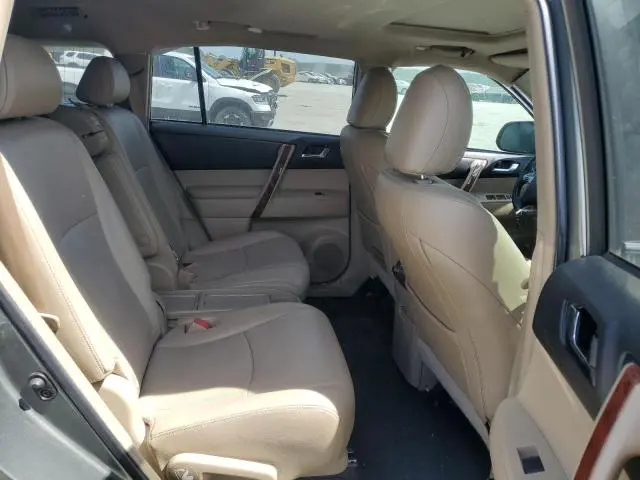 2013 TOYOTA HIGHLANDER LIMITED  