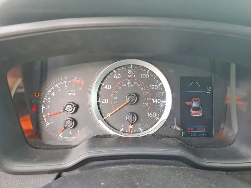 2021 TOYOTA COROLLA SE  