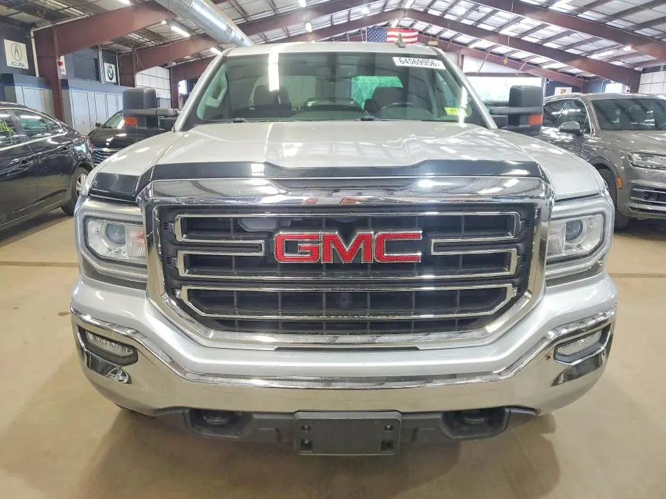 2017 GMC SIERRA K1500 SLE  
