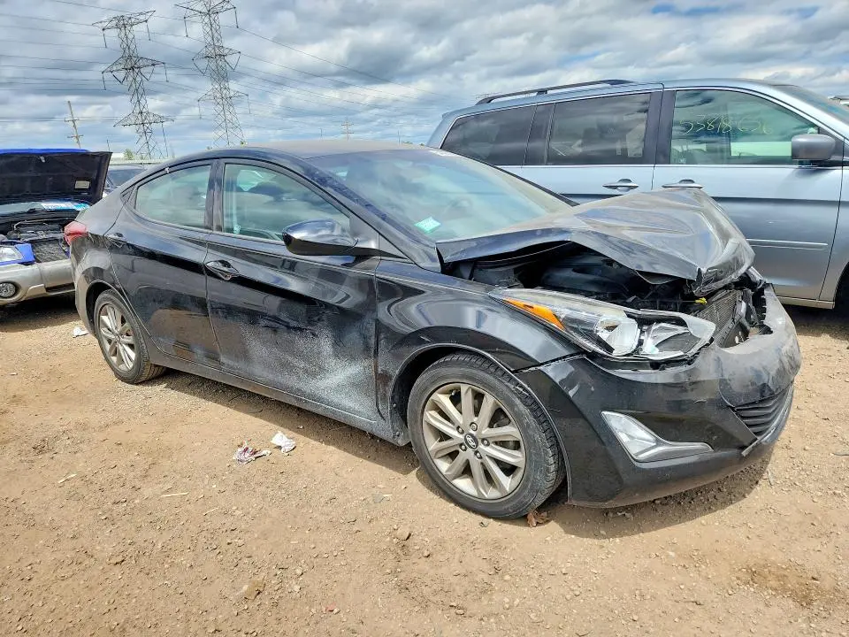 2015 HYUNDAI ELANTRA SE  