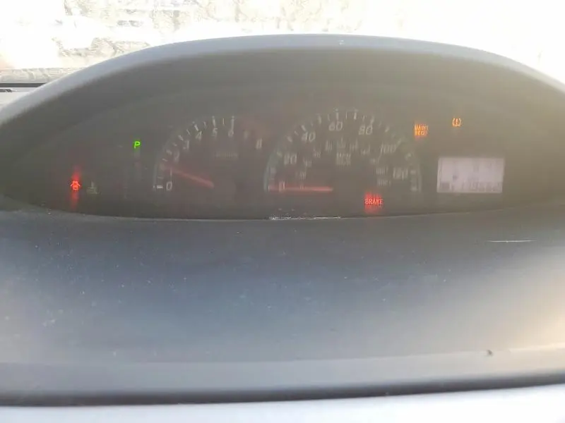 2010 TOYOTA YARIS BASE  