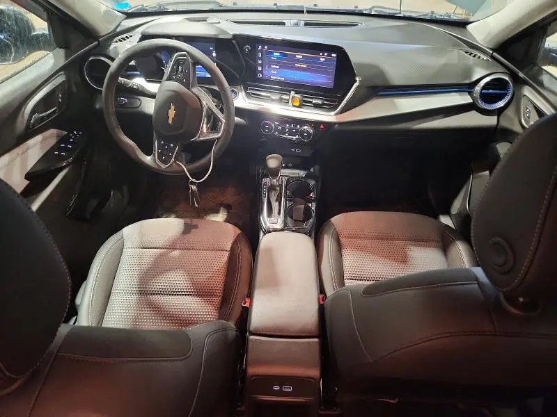 2025 CHEVROLET TRAX 1LT  