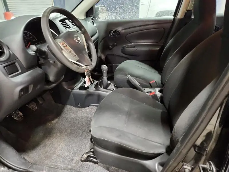 2015 NISSAN VERSA S  