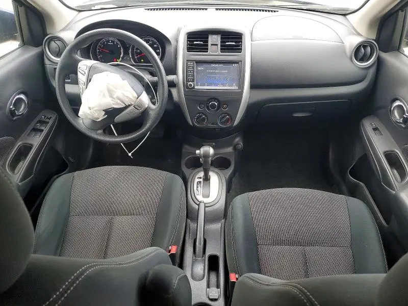 2019 NISSAN VERSA SV  