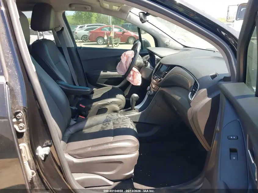 2020 CHEVROLET TRAX FWD LT