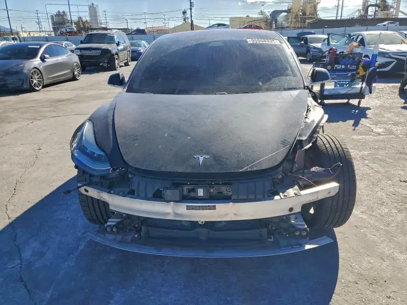 2018 TESLA MODEL 3   