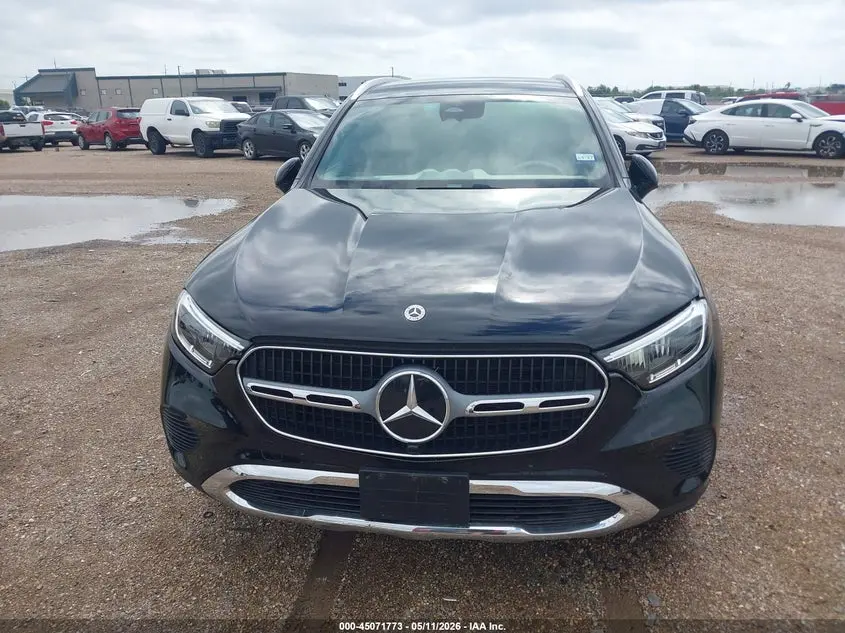 2025 MERCEDES-BENZ GLC 300 SUV