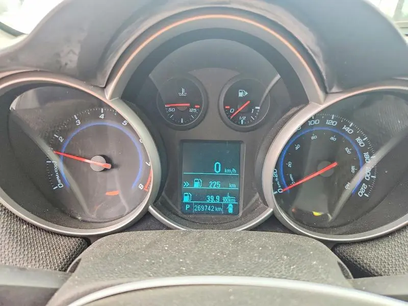 2012 CHEVROLET CRUZE LT  