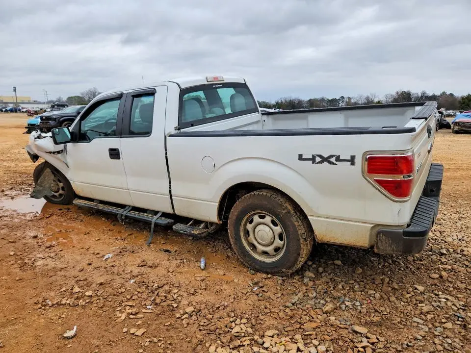 2013 FORD F150 SUPER CAB  