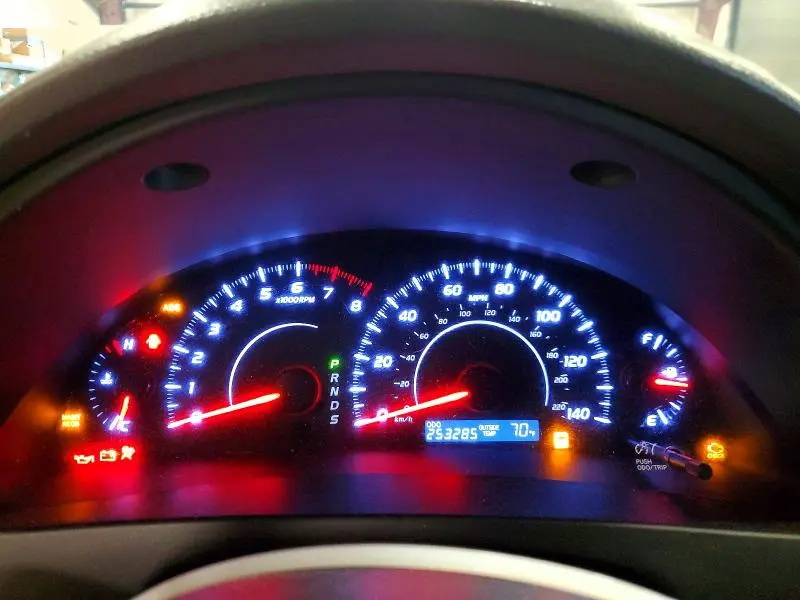 2010 TOYOTA CAMRY LE  