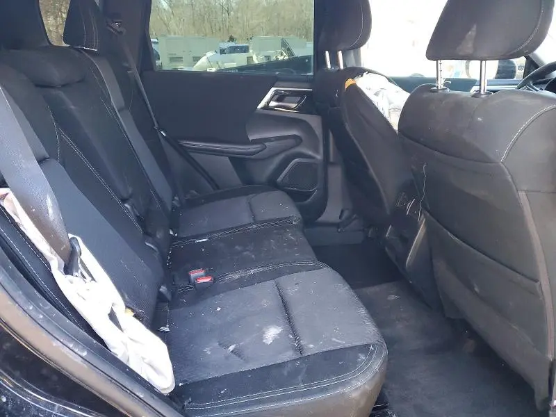 2023 MITSUBISHI OUTLANDER ES  