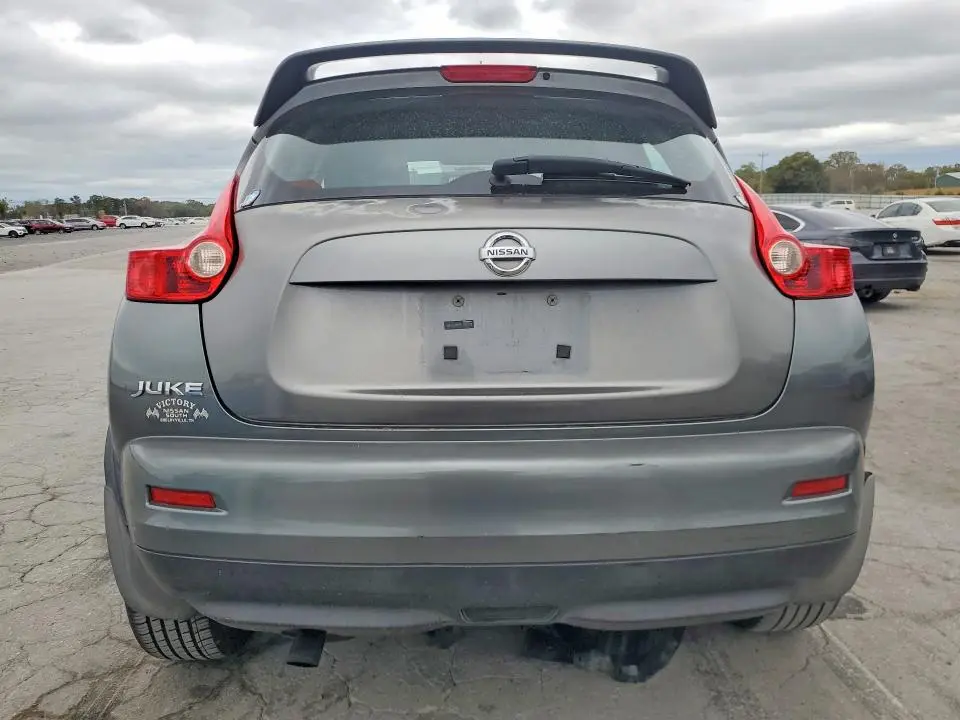 2011 NISSAN JUKE S  