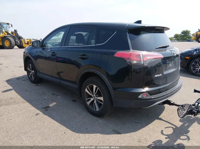 2018 TOYOTA RAV4 XLE