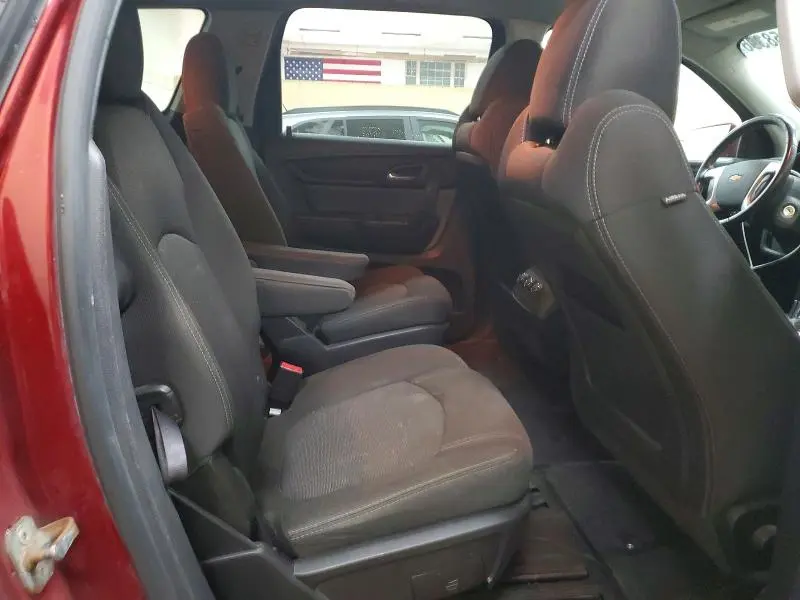 2016 CHEVROLET TRAVERSE LT  