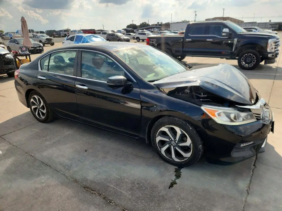 2017 HONDA ACCORD EX  