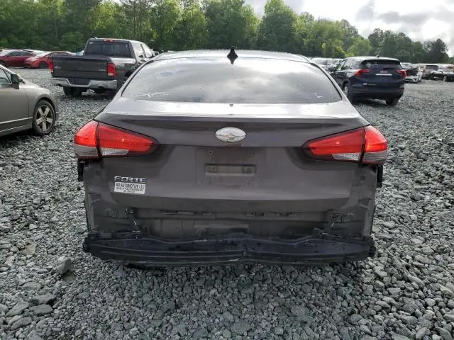 2017 KIA FORTE LX  