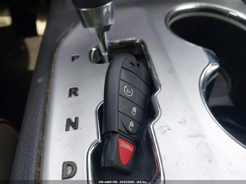 2011 JEEP GRAND CHEROKEE LAREDO