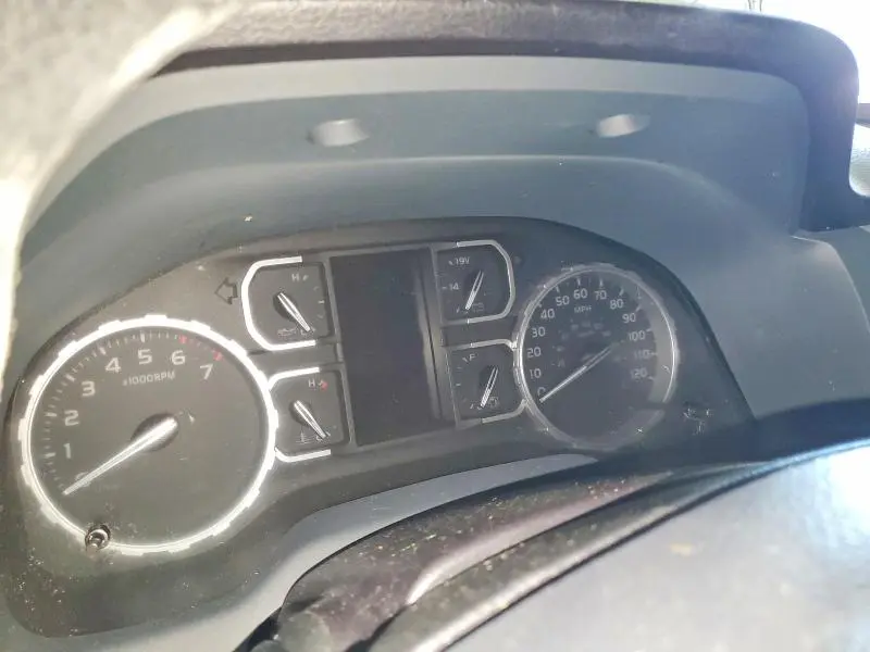 2021 TOYOTA TUNDRA CREWMAX SR5  