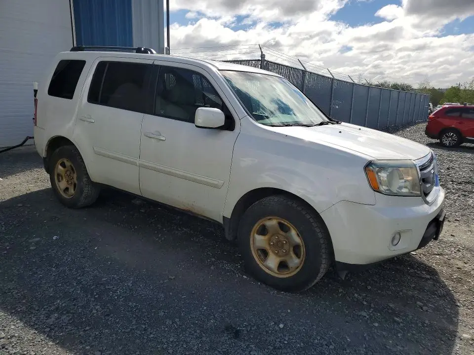 2011 HONDA PILOT EX  