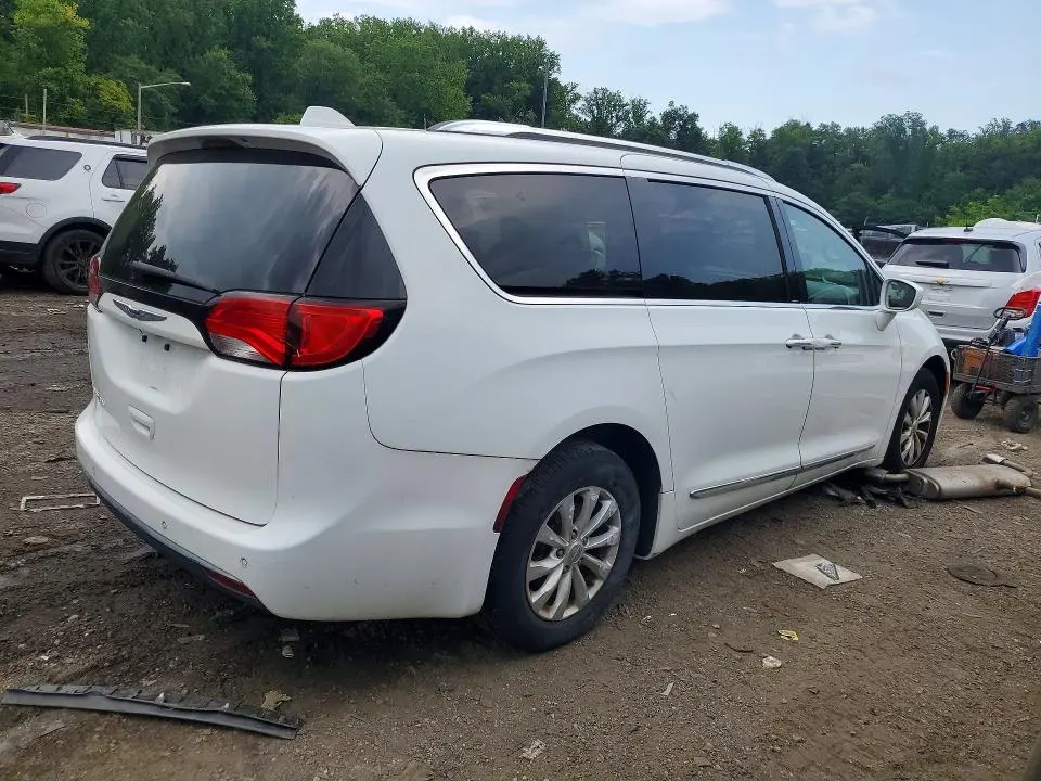 2019 CHRYSLER PACIFICA TOURING L  
