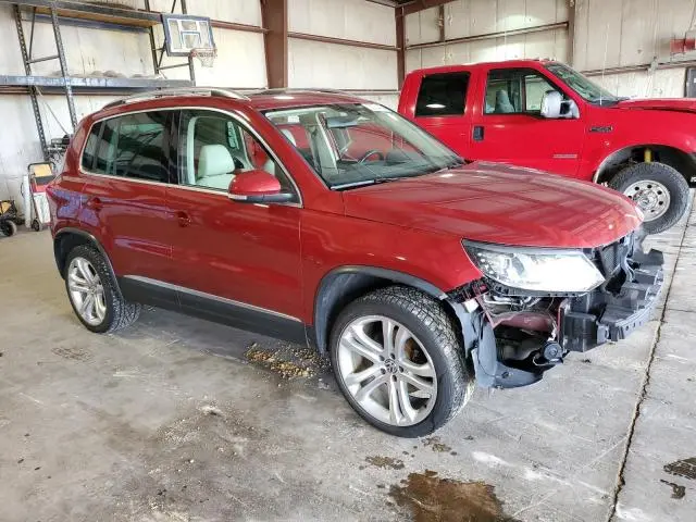 2013 VOLKSWAGEN TIGUAN S  