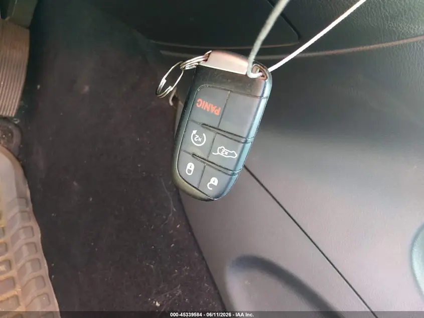 2019 JEEP GRAND CHEROKEE ALTITUDE 4X2