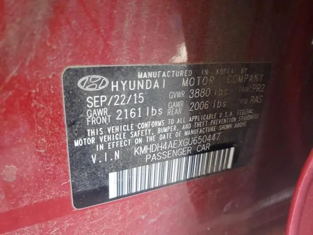 2016 HYUNDAI ELANTRA SE  