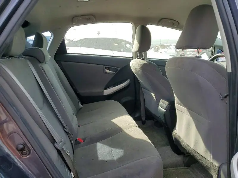 2014 TOYOTA PRIUS   