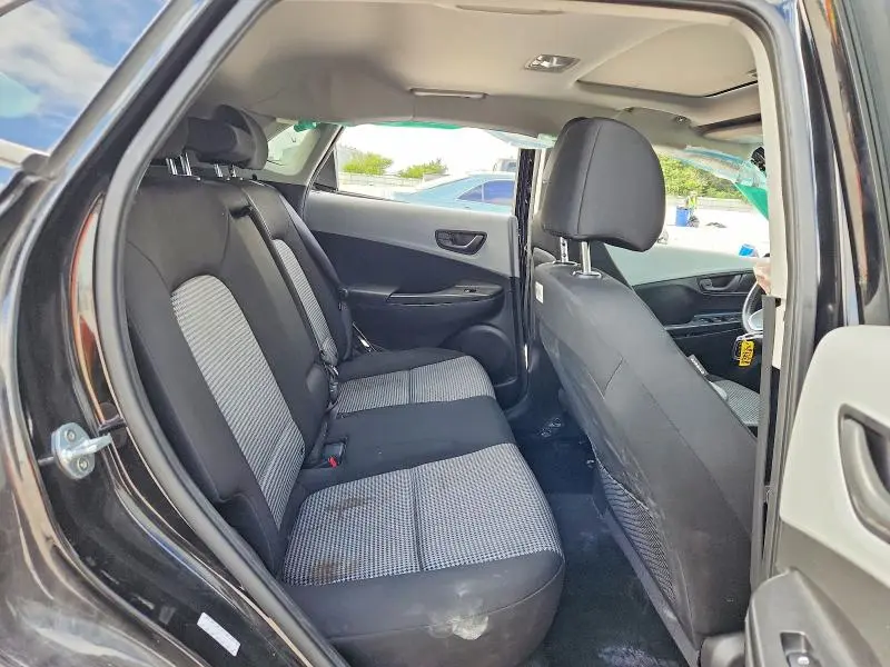 2018 HYUNDAI KONA SEL  