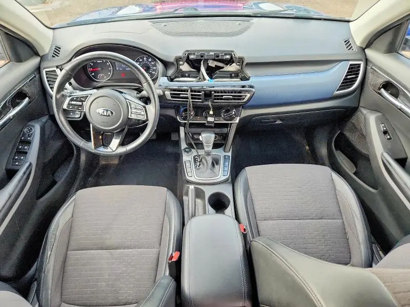 2021 KIA SELTOS S  