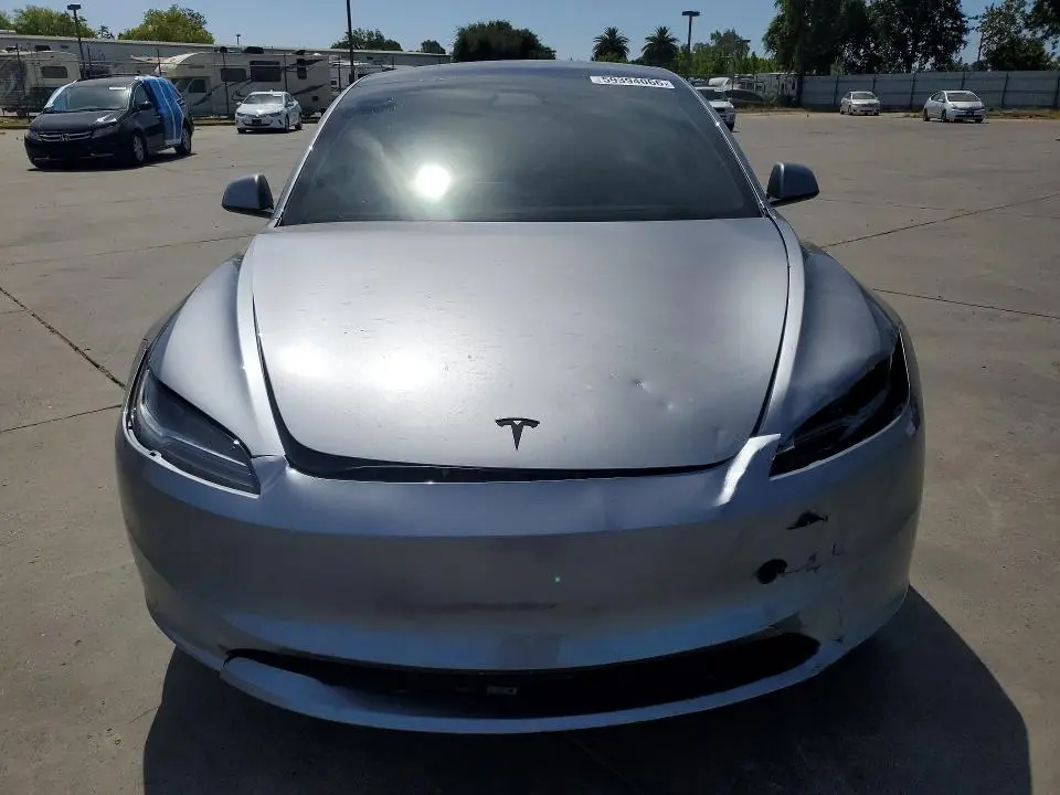 2026 TESLA MODEL 3   
