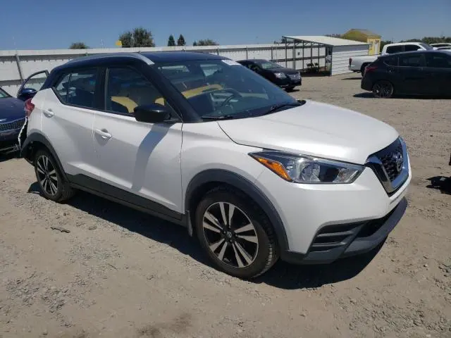 2018 NISSAN KICKS S  