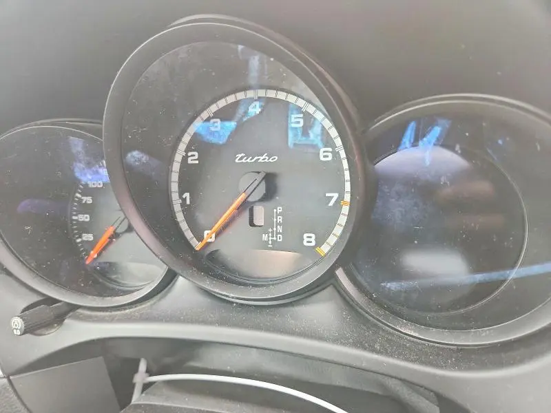 2015 PORSCHE MACAN TURBO  
