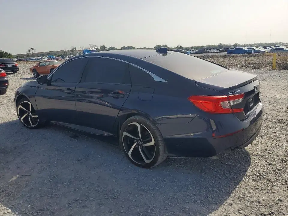 2018 HONDA ACCORD LX  
