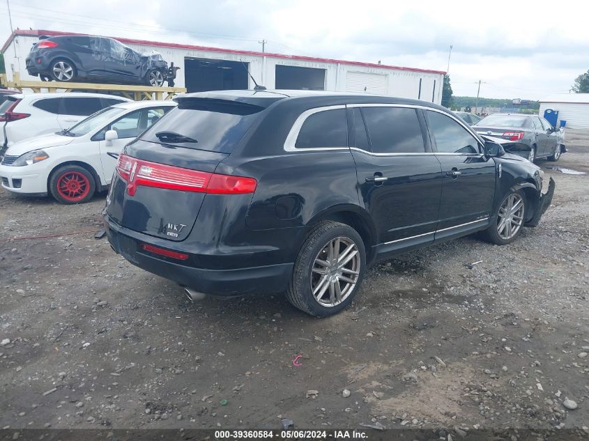 2014 LINCOLN MKT LIVERY