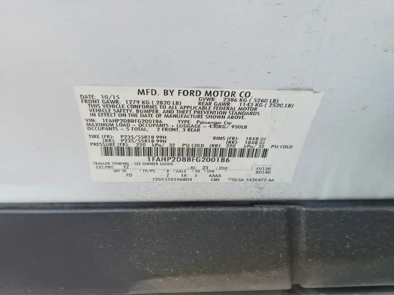 2015 FORD TAURUS SE  