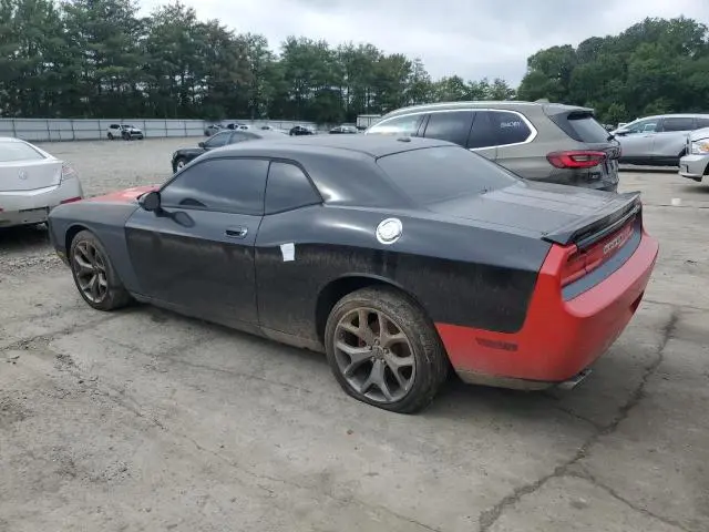 2010 DODGE CHALLENGER SE  