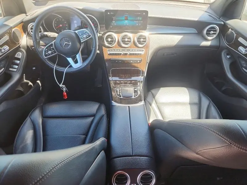 2022 MERCEDES-BENZ GLC 300  