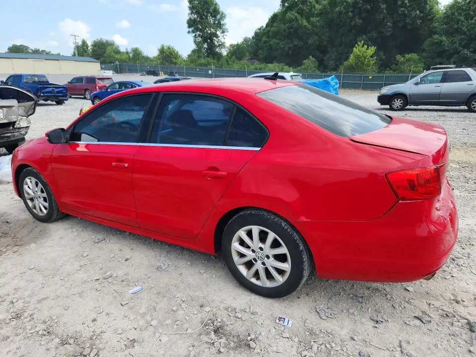 2013 VOLKSWAGEN JETTA SE  