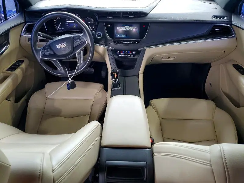 2017 CADILLAC XT5   