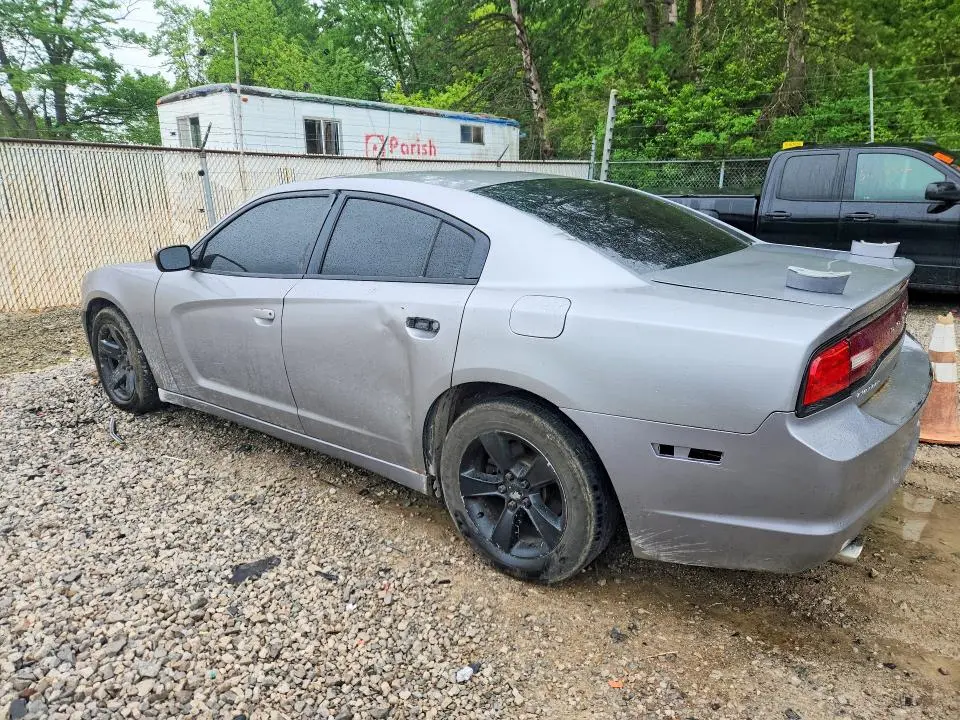 2014 DODGE CHARGER SE  