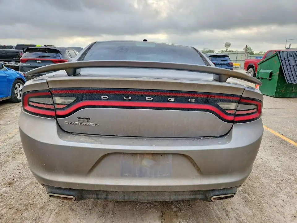 2015 DODGE CHARGER SE  
