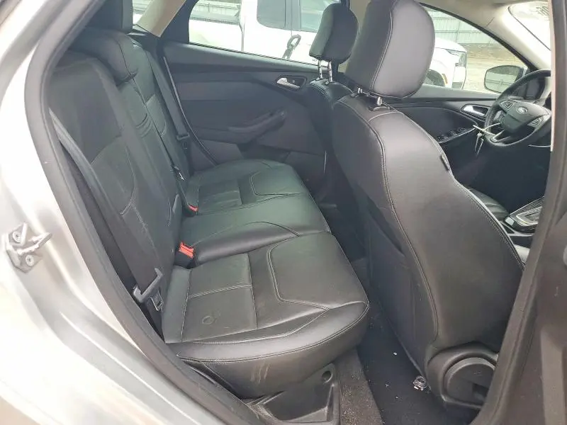 2015 FORD FOCUS TITANIUM  